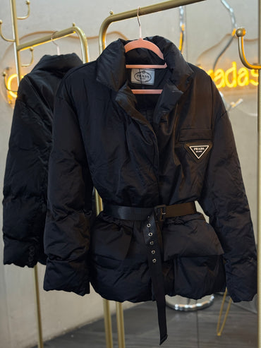 Chamarra negra gruesa PA