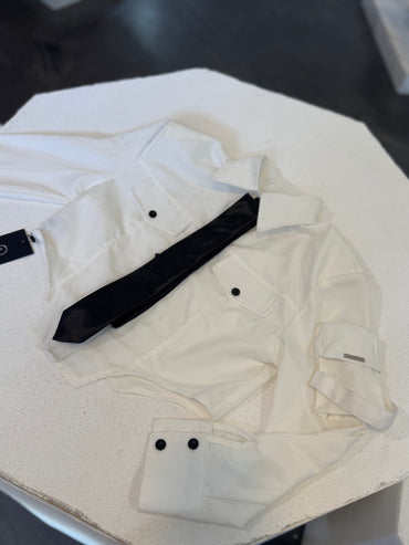 CAMISA BLANCA CORTA CORBATA