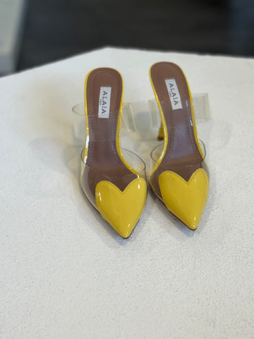 Zapatillas amarillas