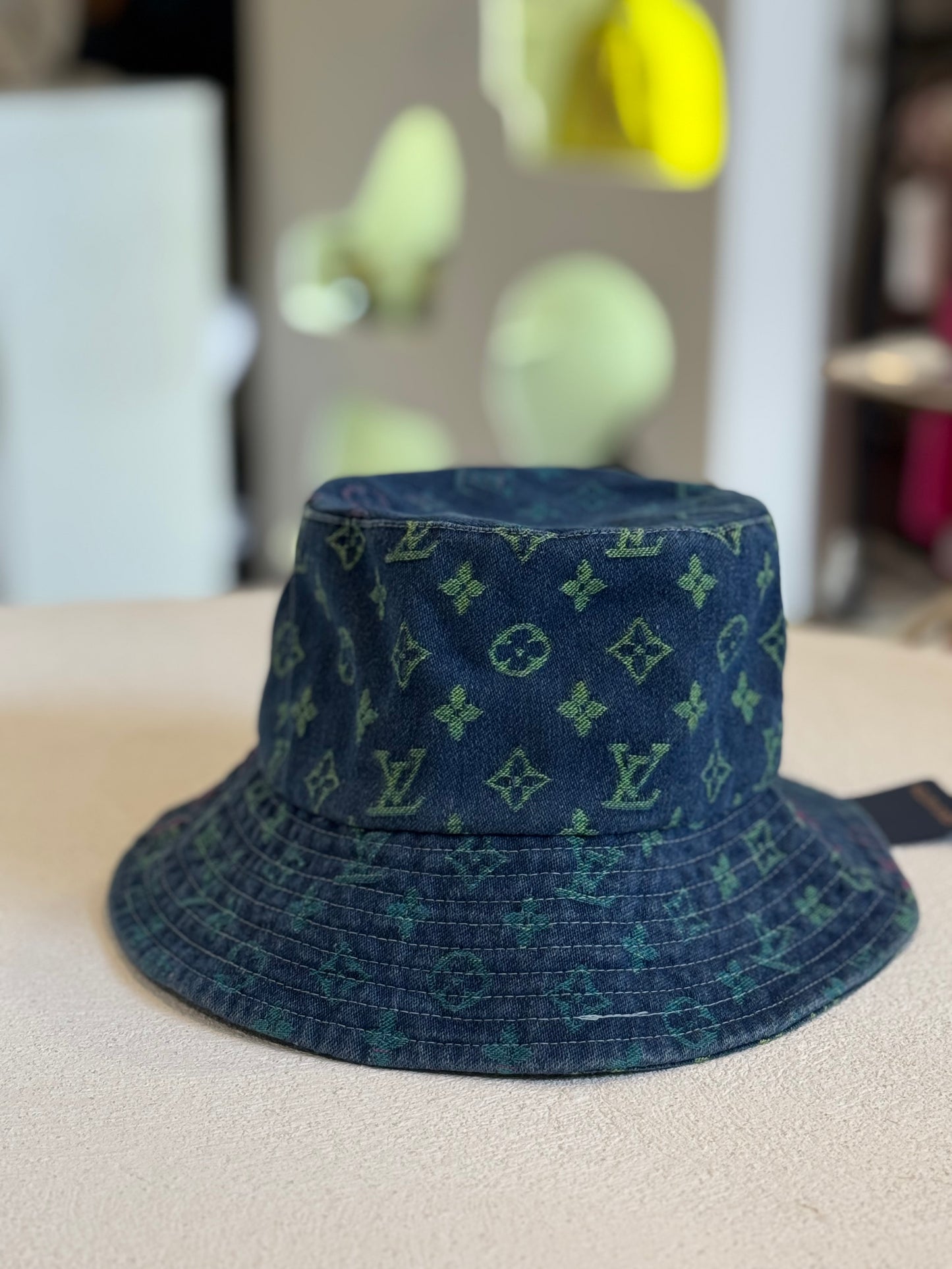 GORRO LV
