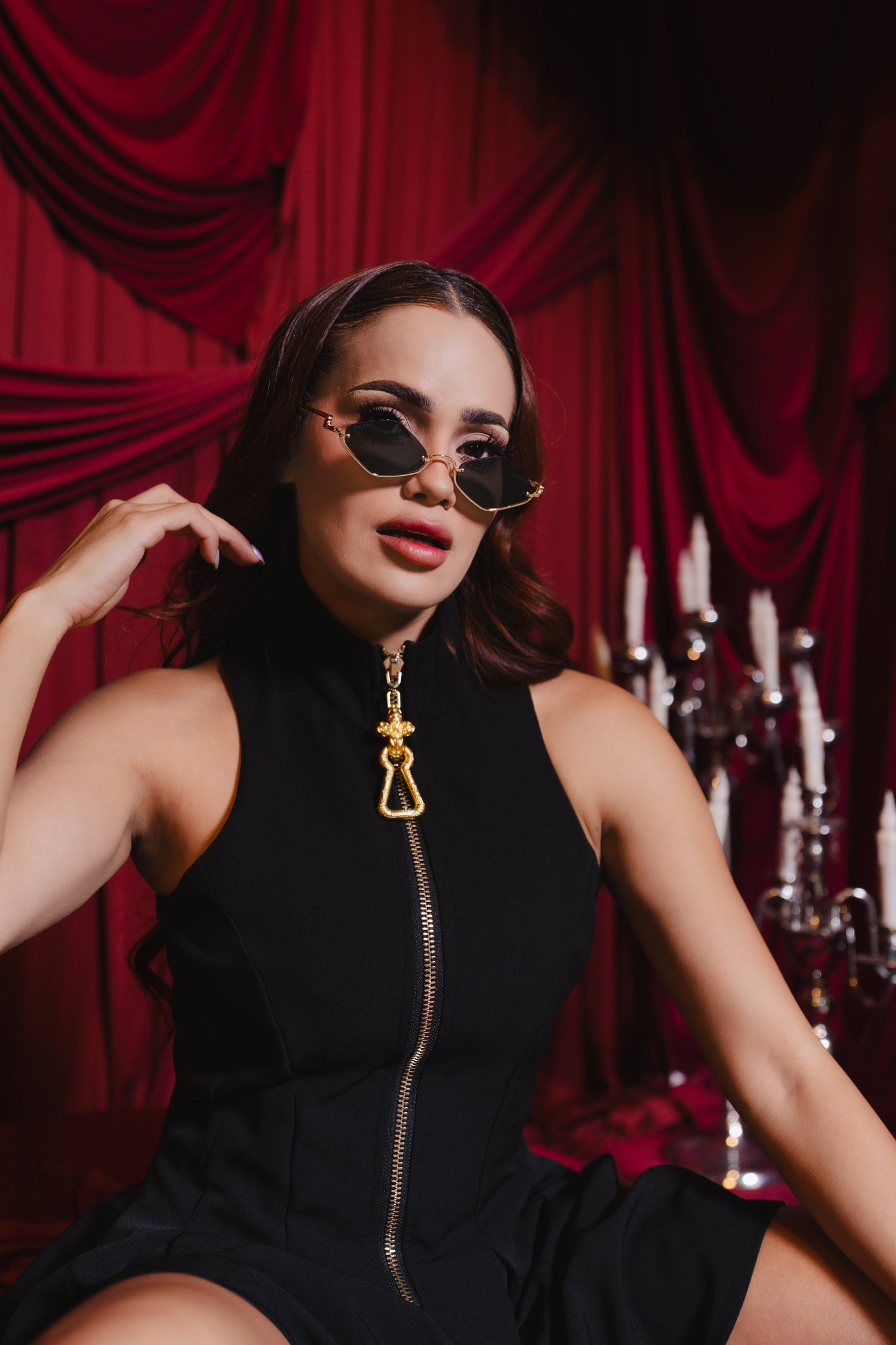 VESTIDO NOIRE COURTE