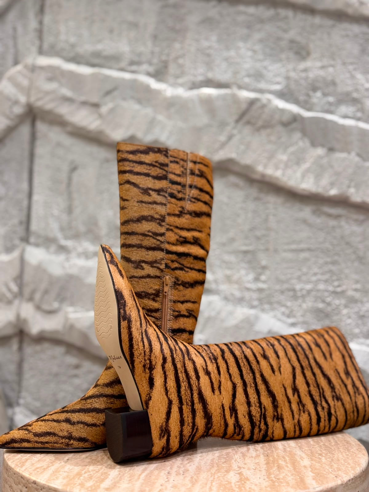 BOTA DE PIEL DE VACA