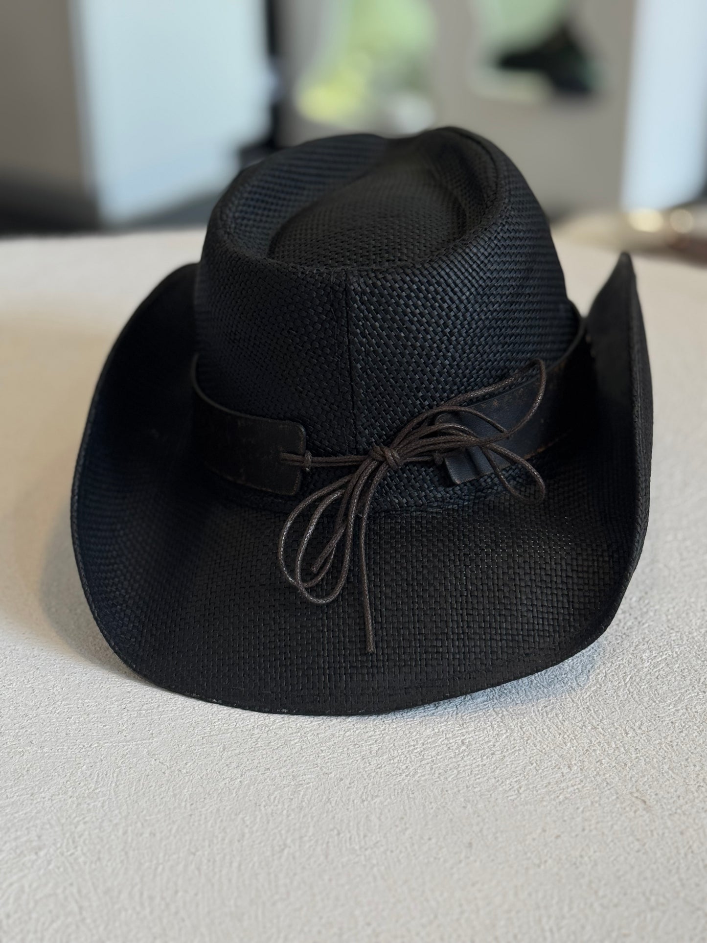 SOMBRERO NEGRO