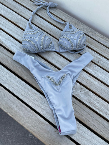 Traje de baño colombiano