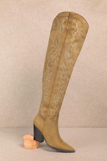 BOTA VAQUERA NUDE ABBY