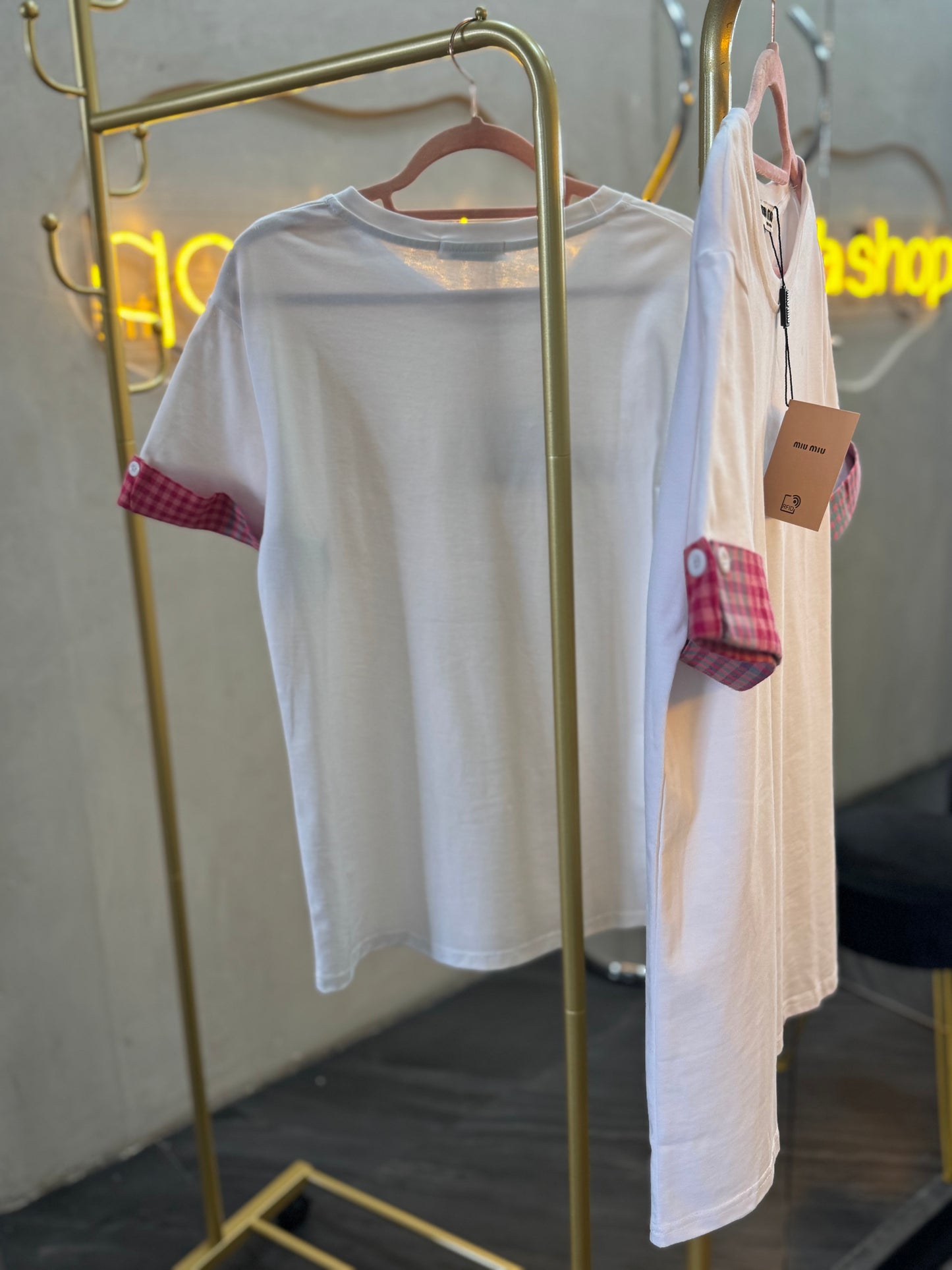 T-SHIRT UNI BLANCA-ROSA MIU-3