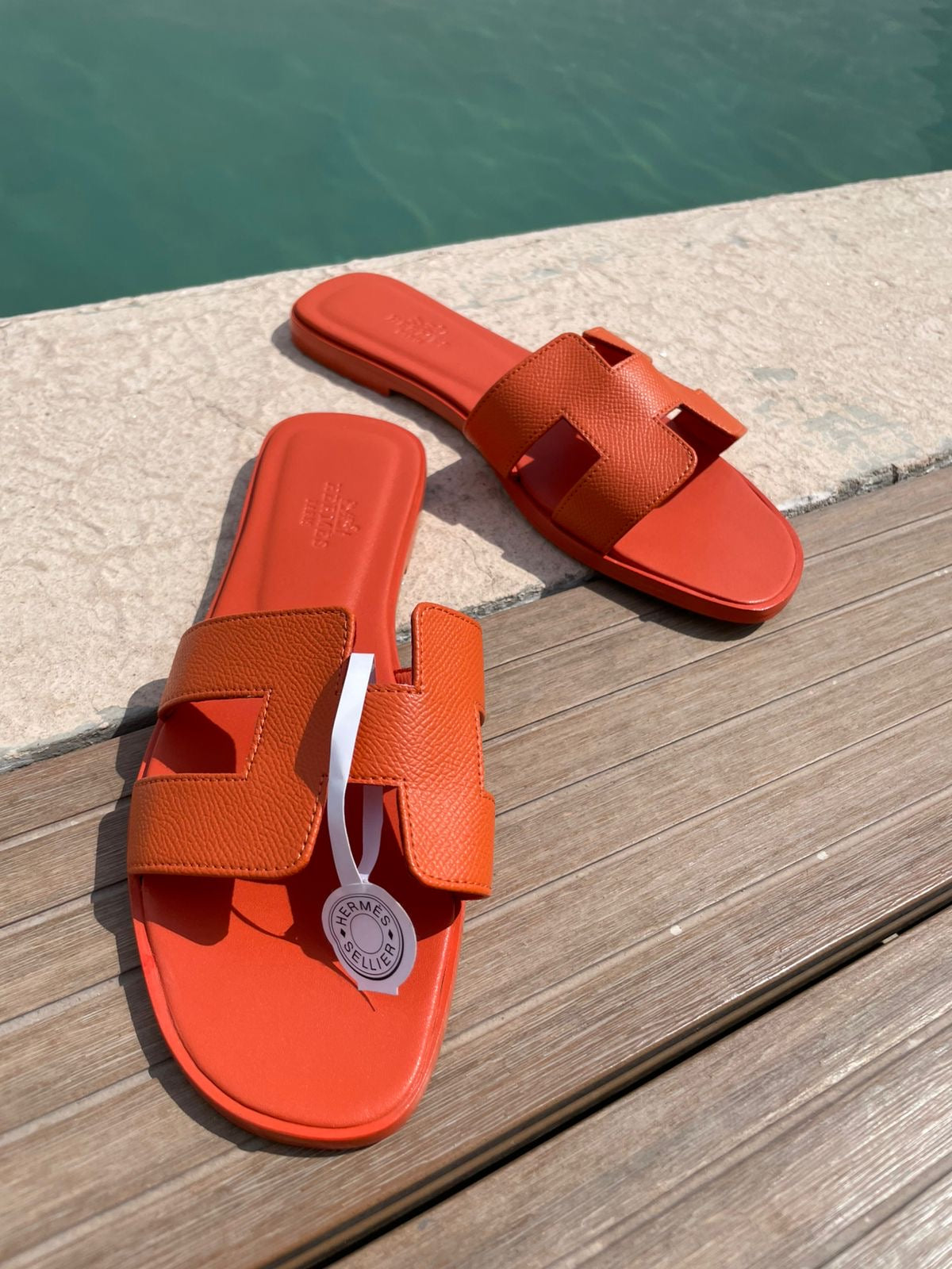 Sandalias naranjas