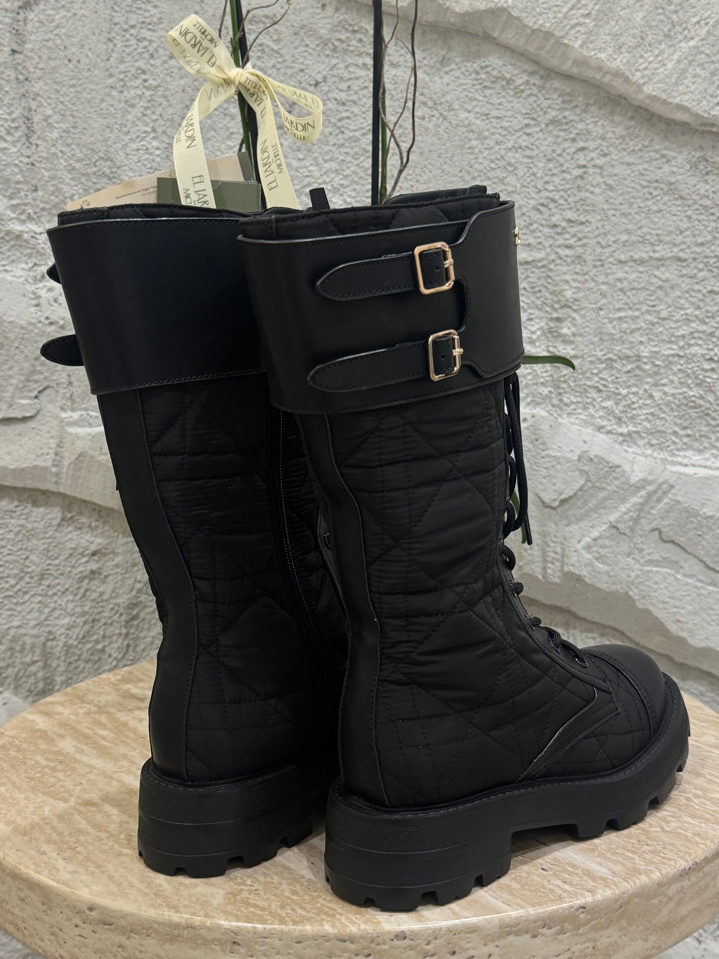 BOTA C DOR NEGRA