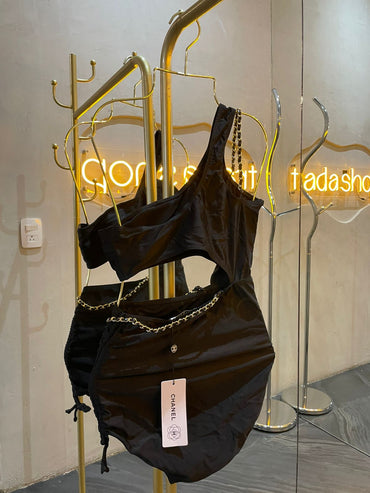 traje de baño cadena