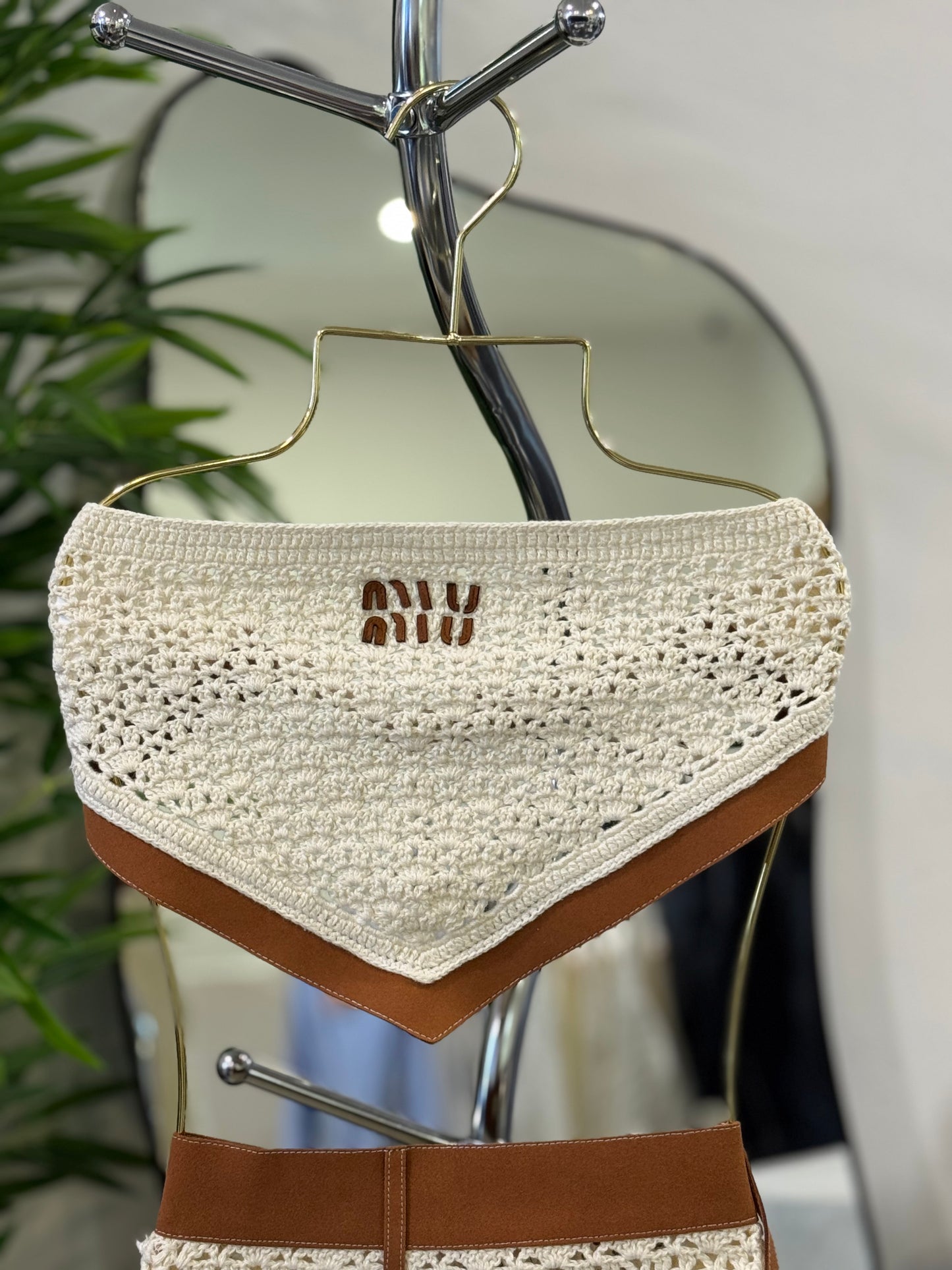 SET TEJIDO FALDA BEIGE MU MU