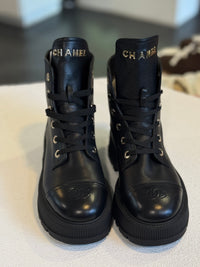 Botas negras