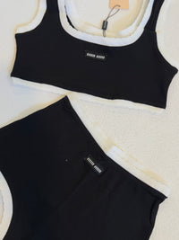 SET MU MU NEGRO CALZÓN Y YOP