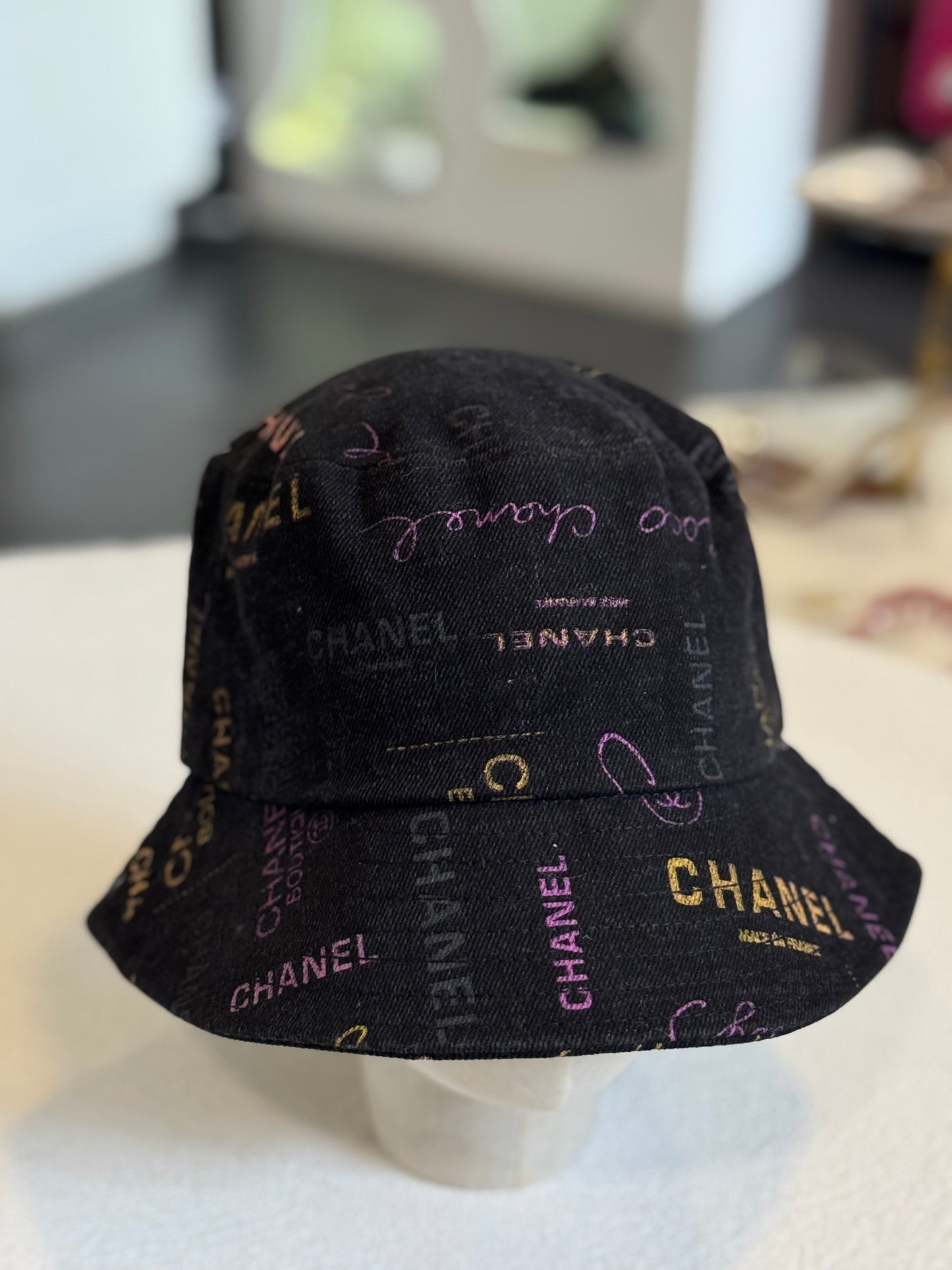 GORRO CHNL LEGRA COLORES