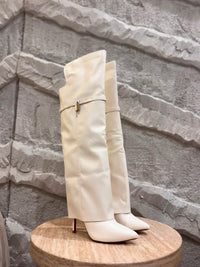 BOTA BLANCA