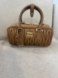 Bolso café MUMU GND