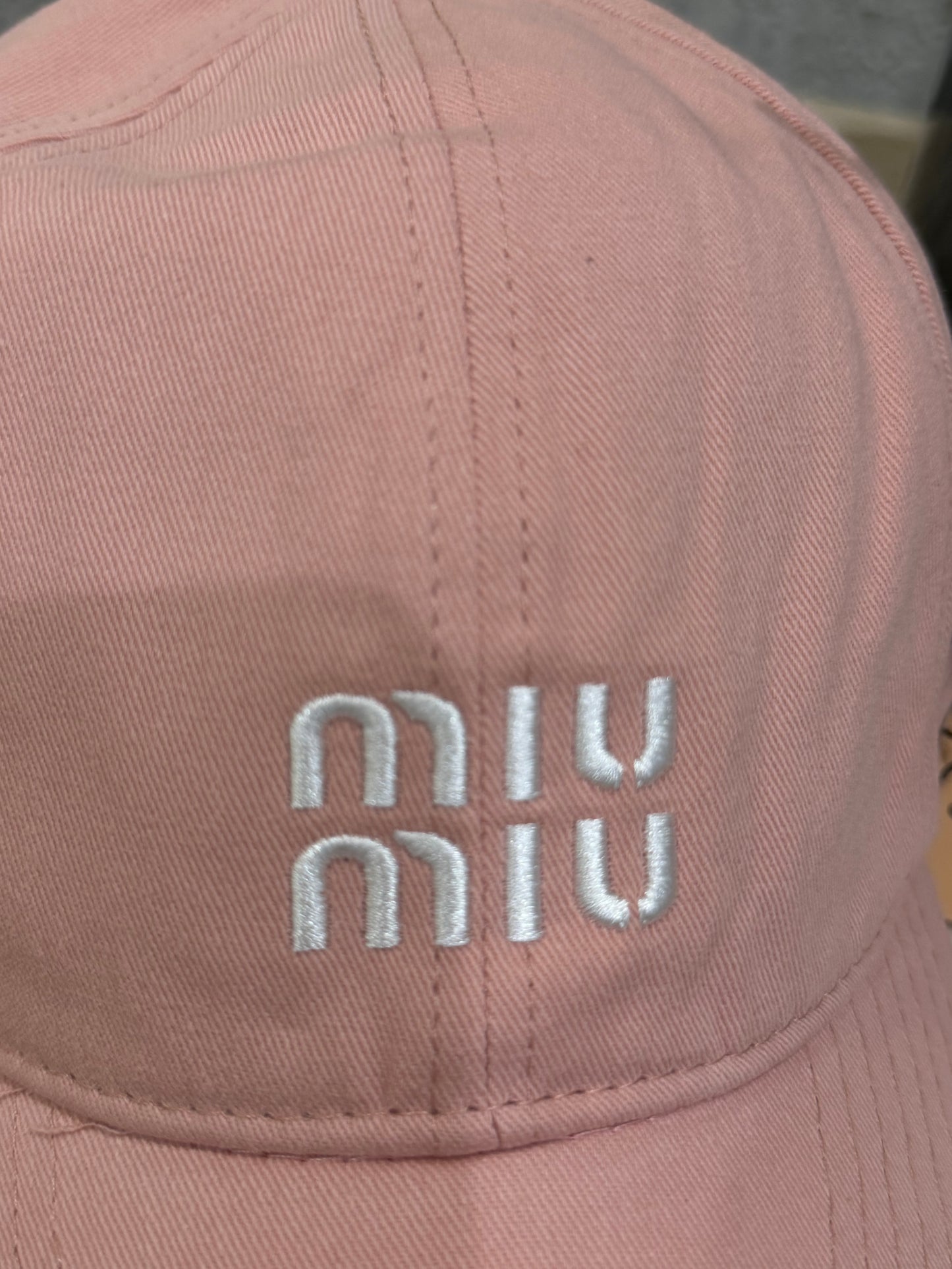 GORRA MU MU R-24