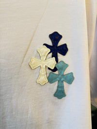 T- Shirt blanca cruz azul
