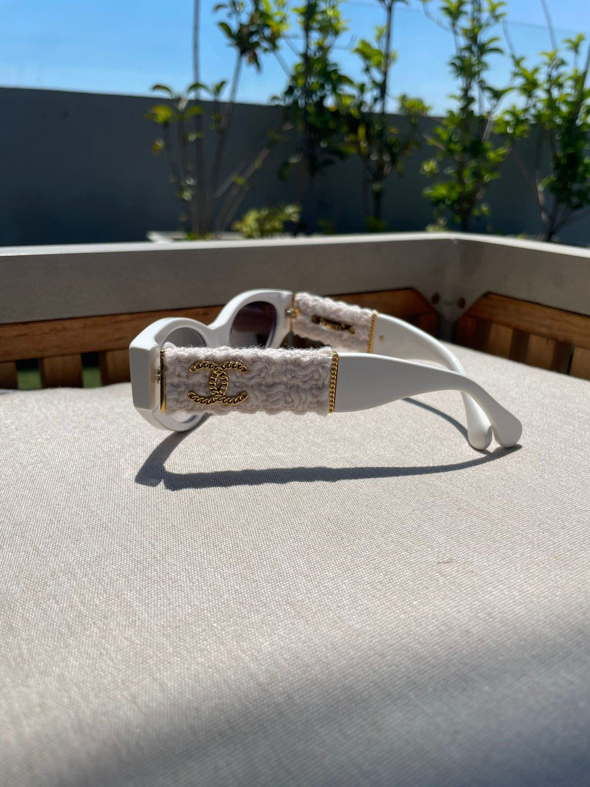 Lentes de sol naranja