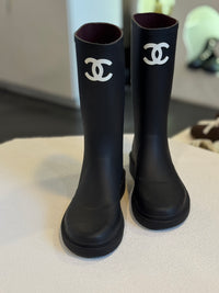 Botas negras