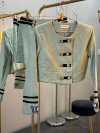 Set verde blazer y falda