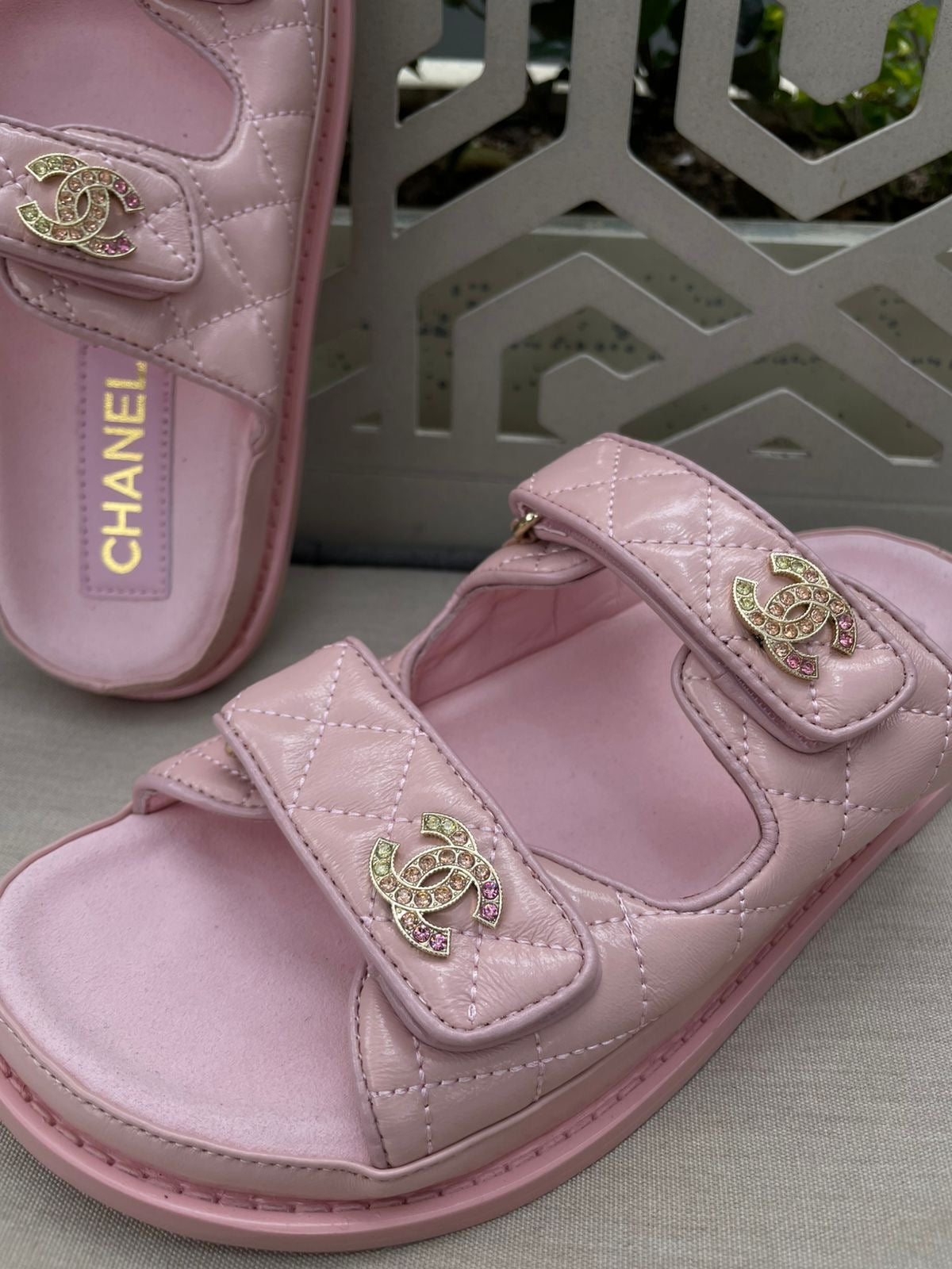 Sandalias rosas