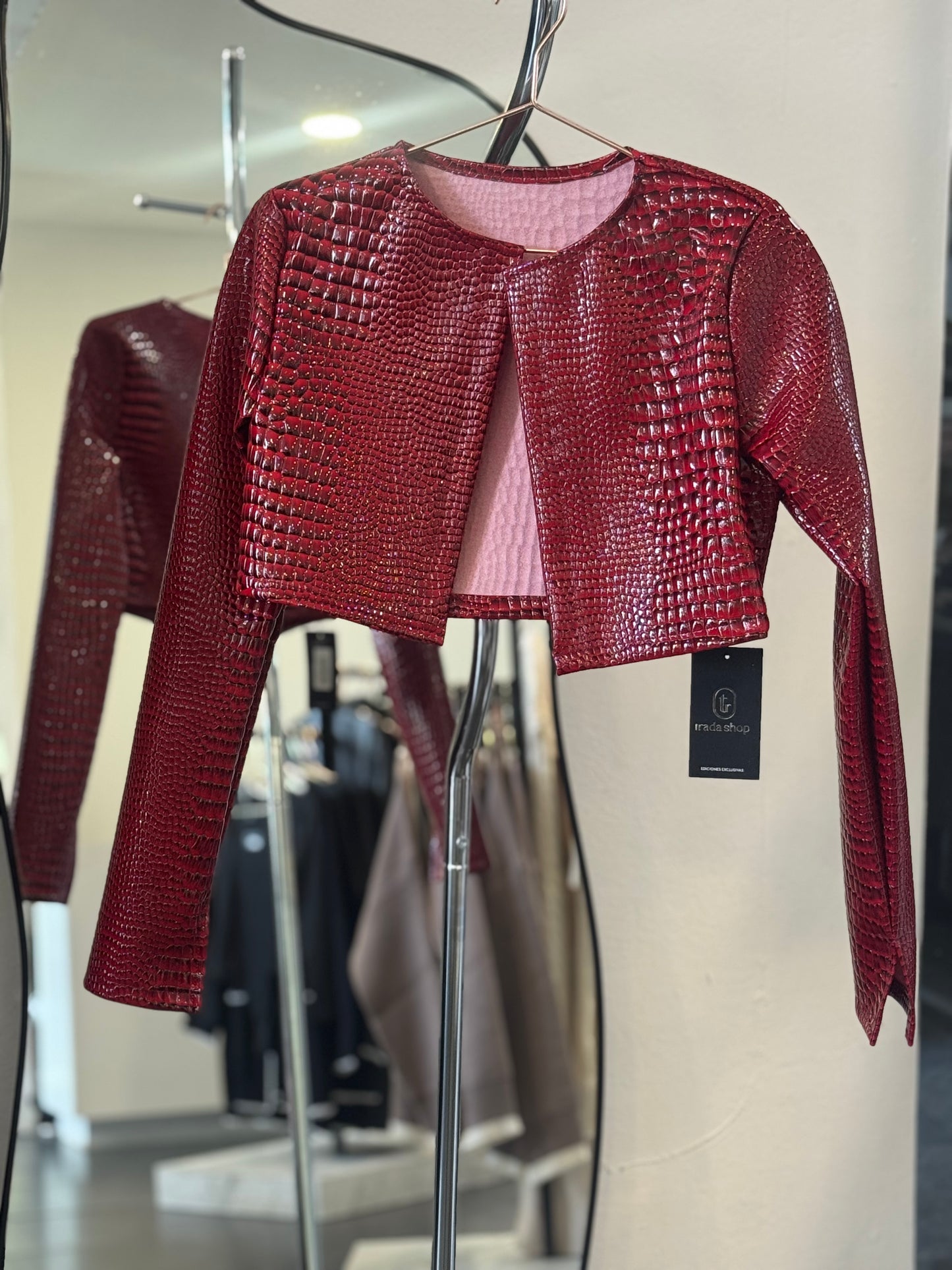 Chamarra roja víbora