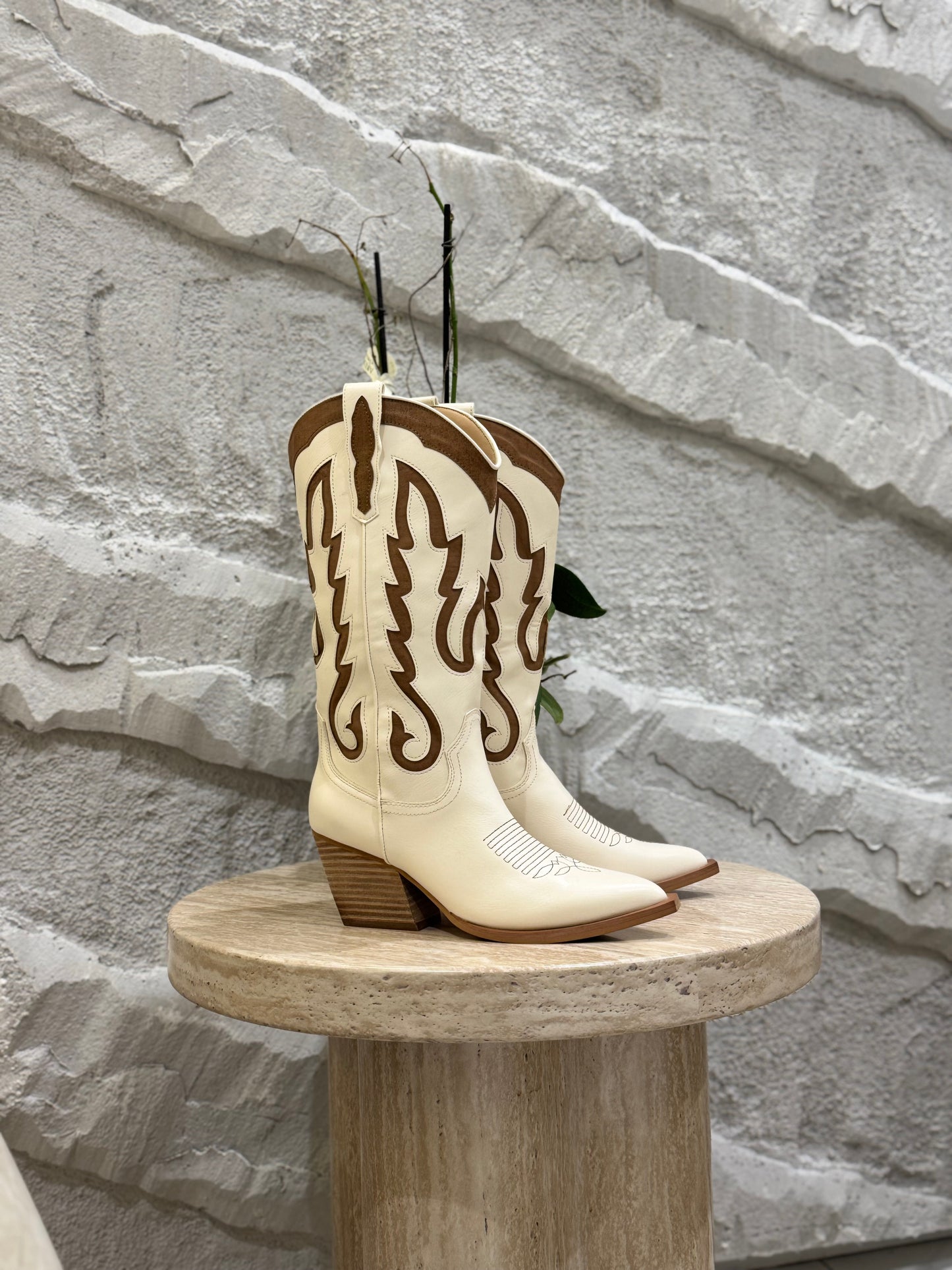 BOTA BLANCA IDA