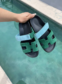 Sandalias verde con azul