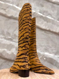 BOTA DE PIEL DE VACA