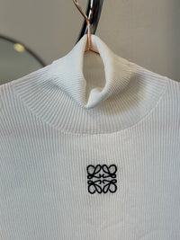 BLUSA LOW CUELLO BLANCA