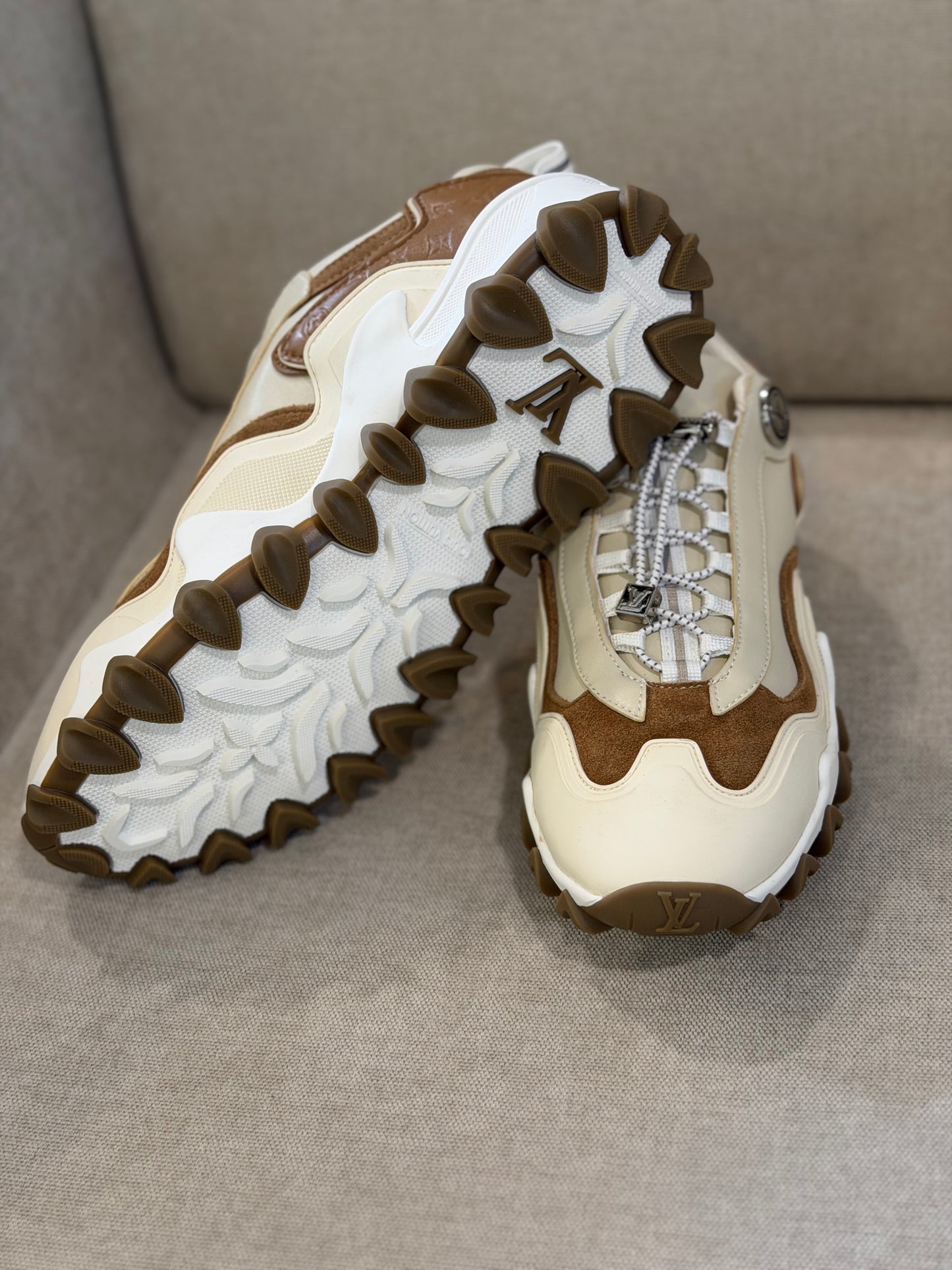 TENIS LV-CB