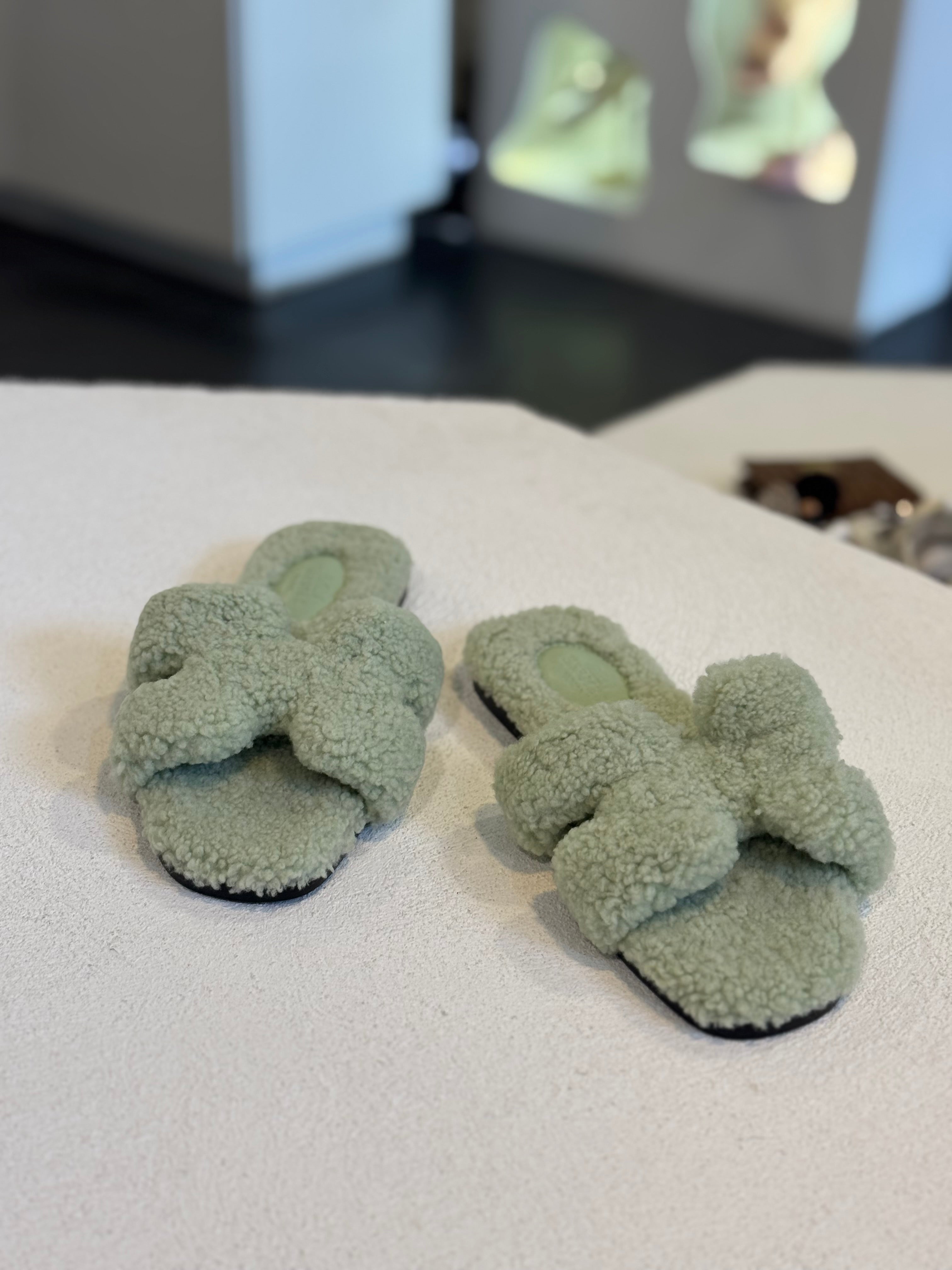 Sandalia verde Olivo HER