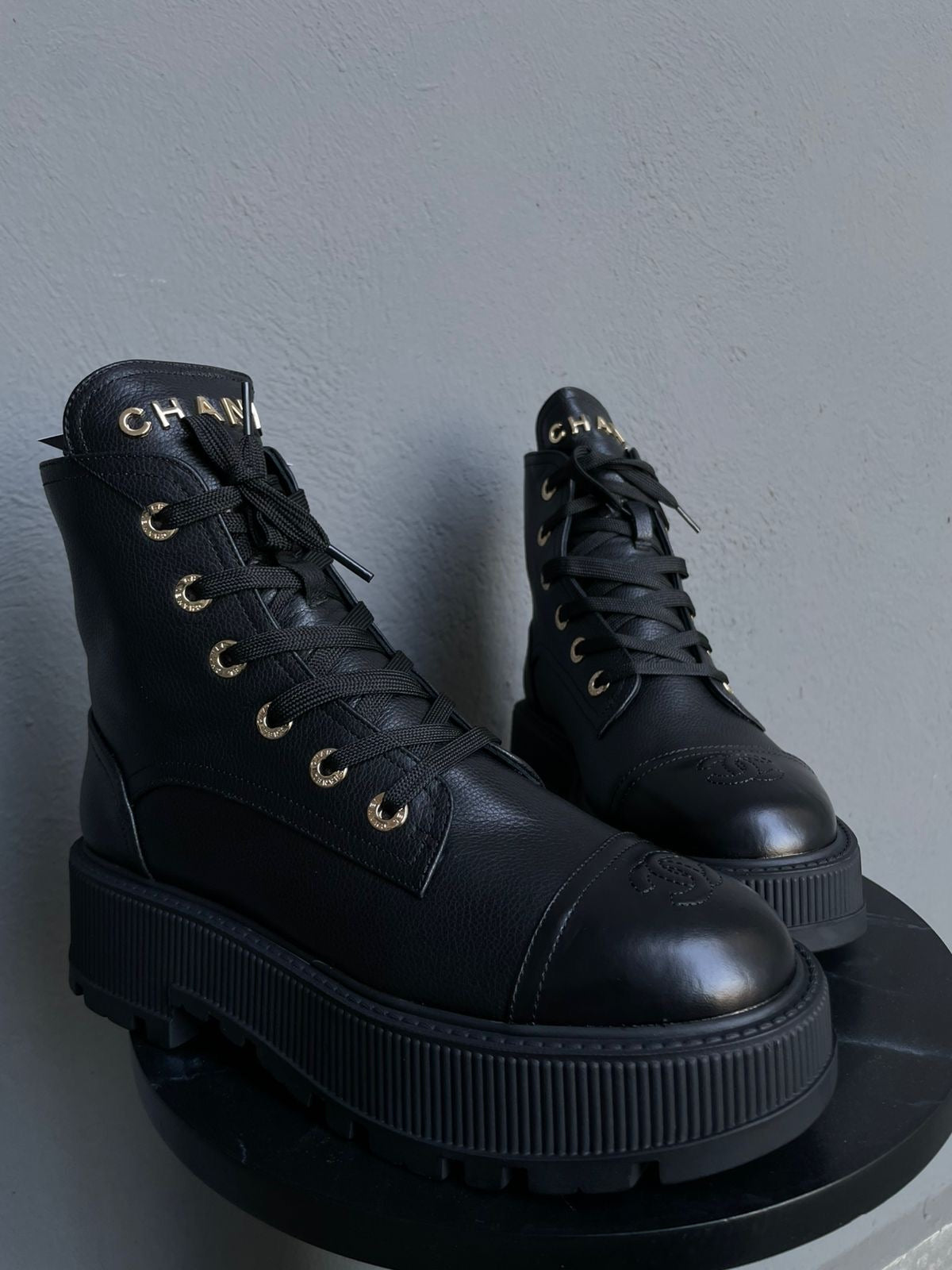 Botas negras