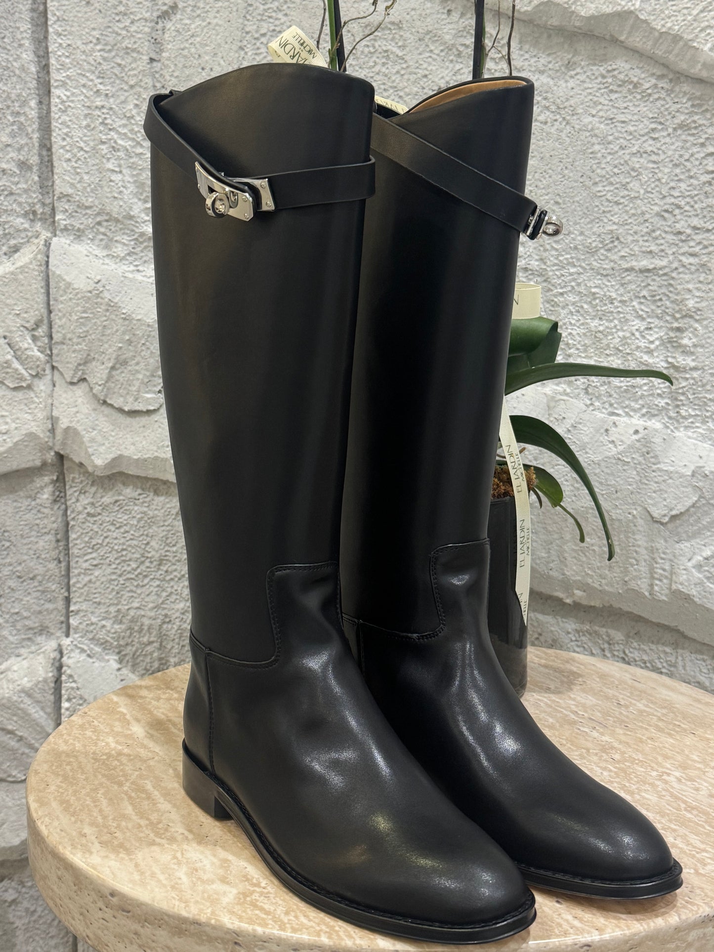 BOTA HRMS NEGRA
