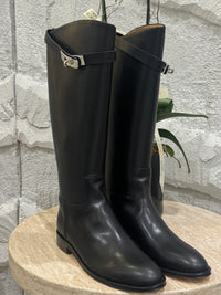 BOTA HRMS NEGRA