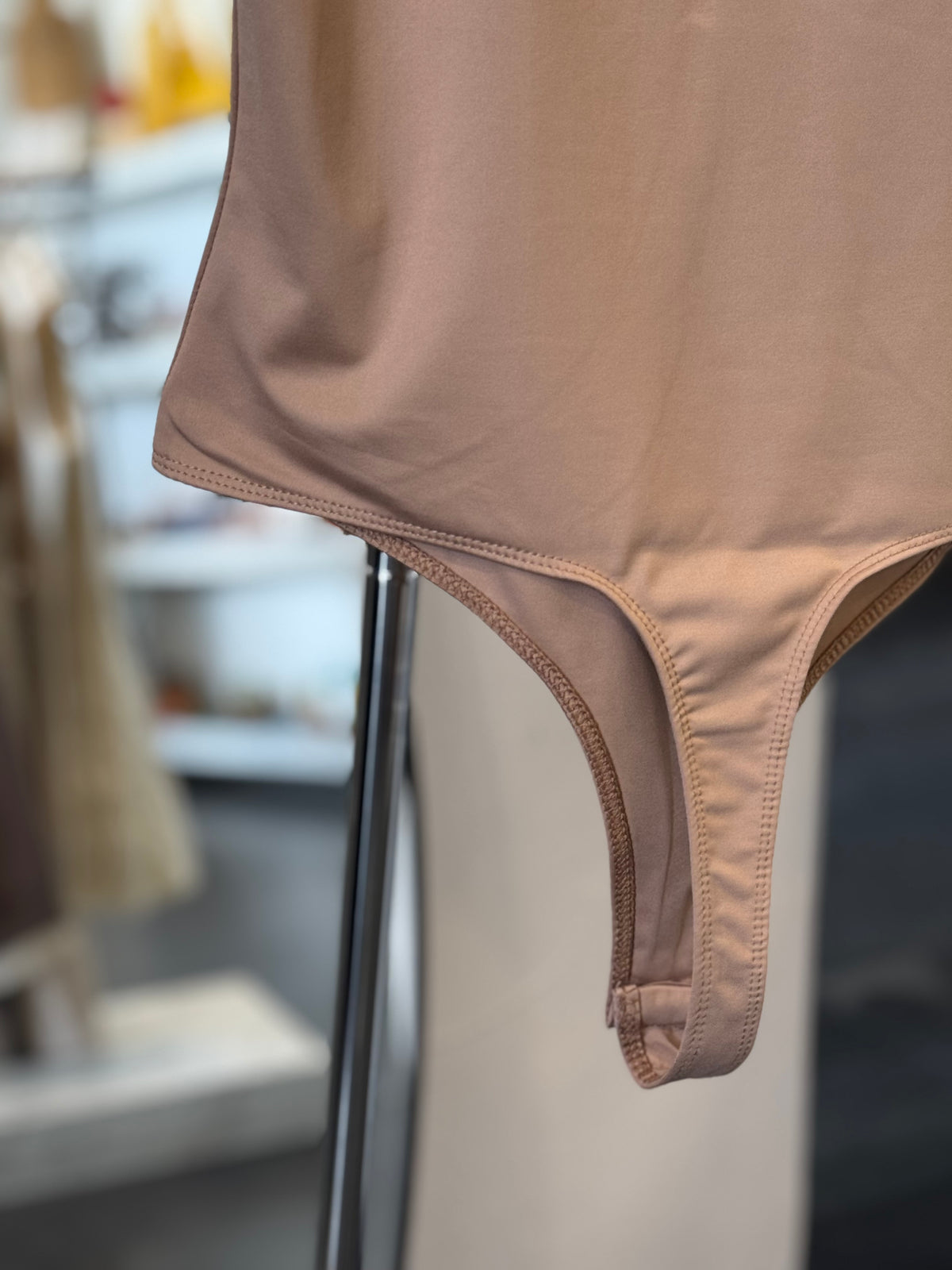 BODY COLOR PIEL
