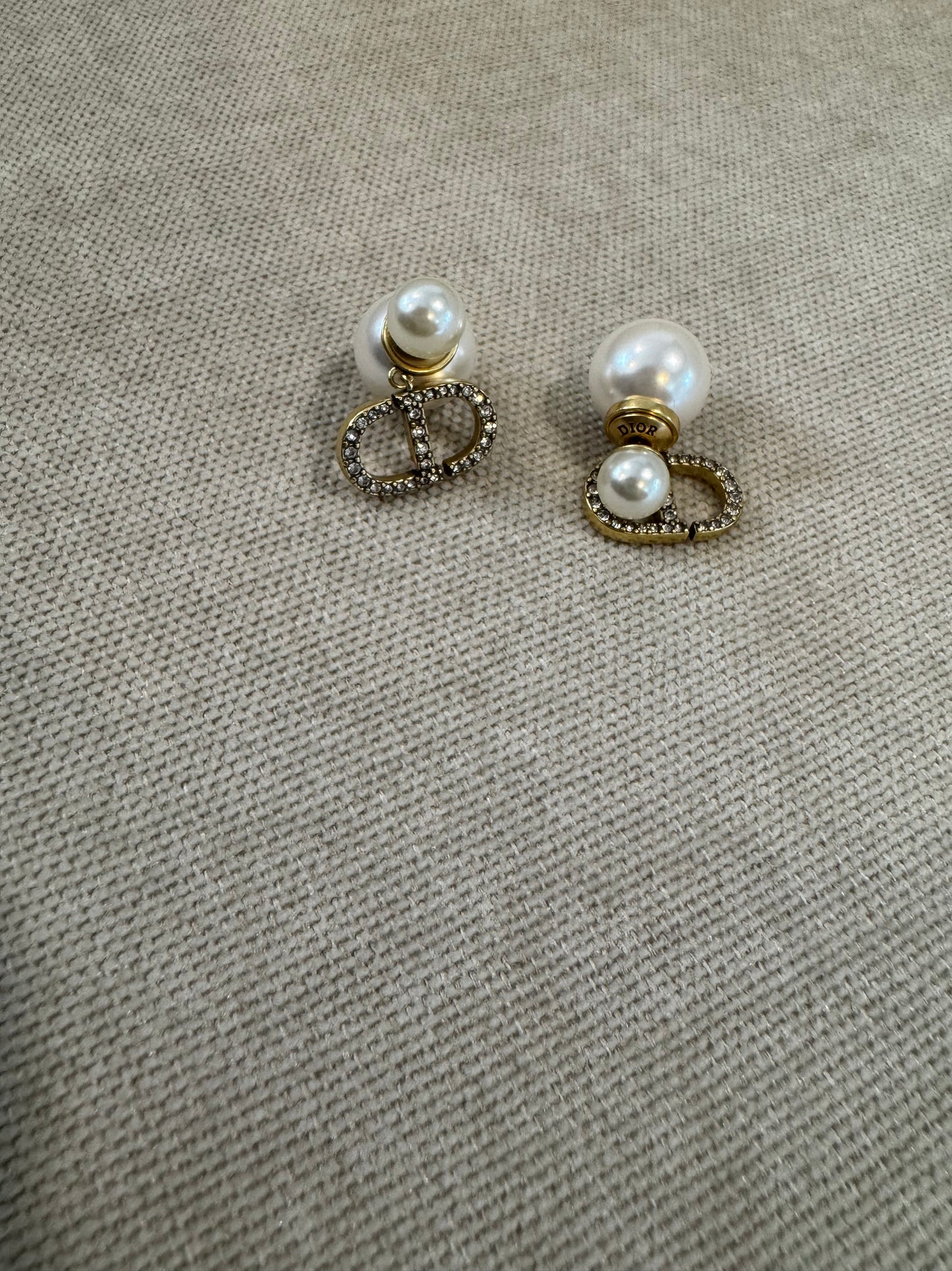 Aretes CD perla