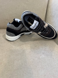 Tenis CHNL negro-café