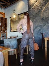 PANTALÓN CARGO PIEL ARENA