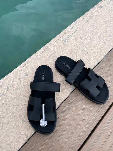 Sandalias negras