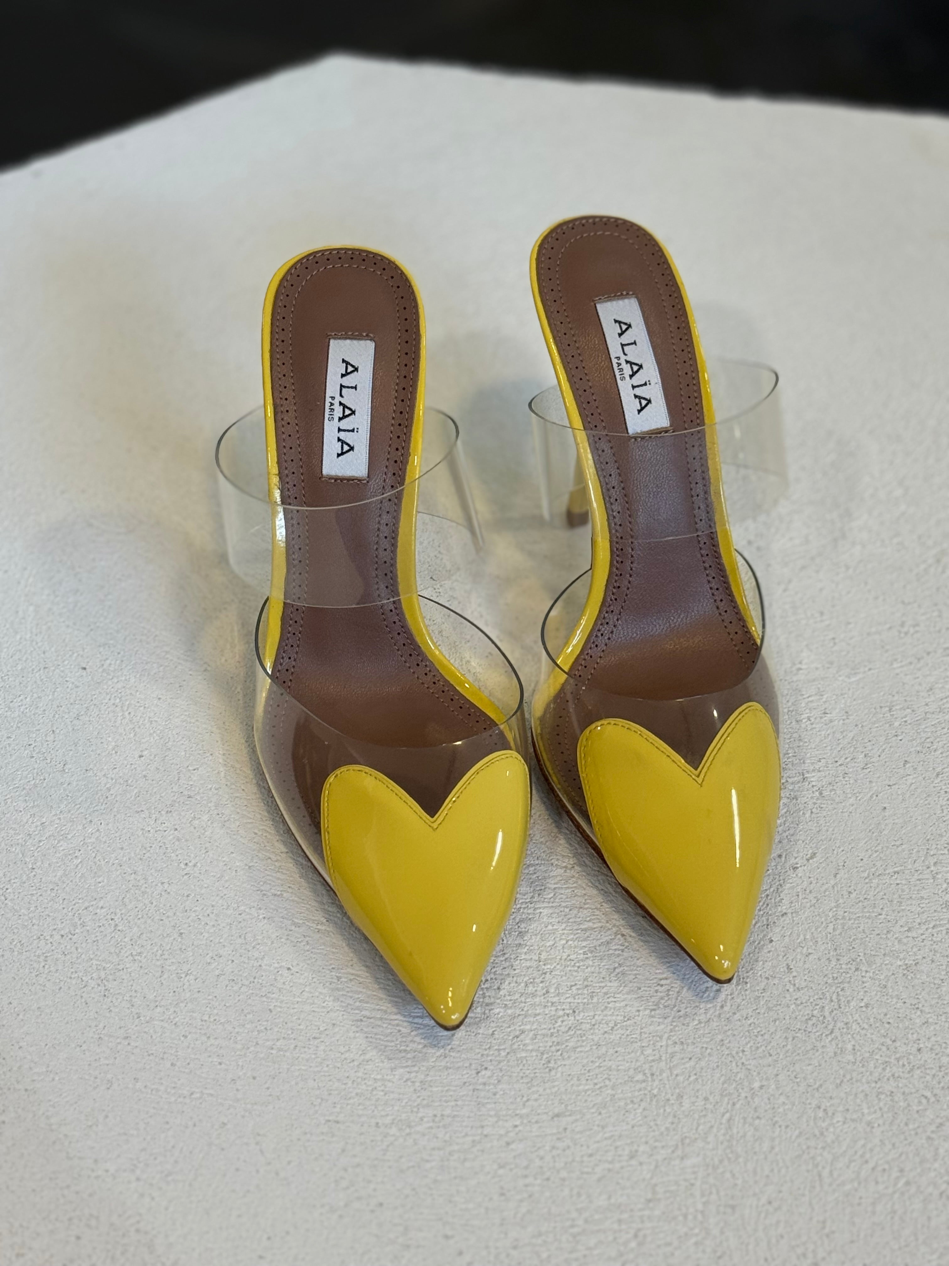 Zapatillas amarillas