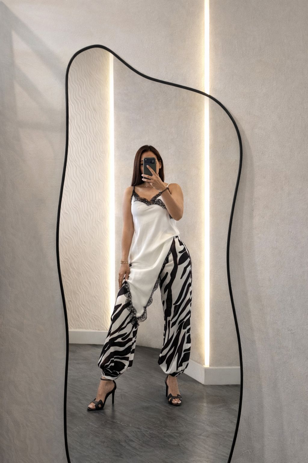 ZEBRA PRINT SATIN PANTALON