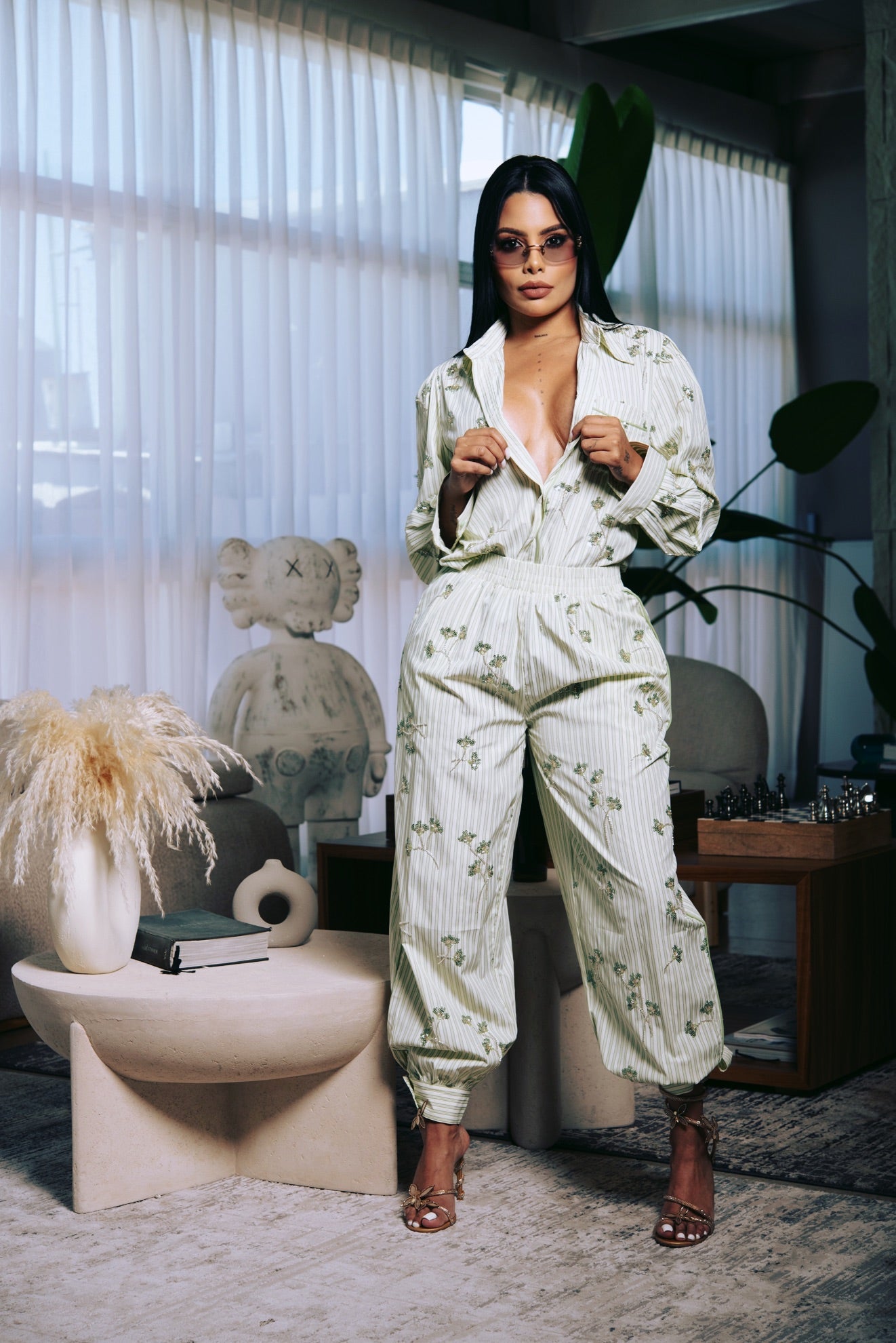SET INÉS