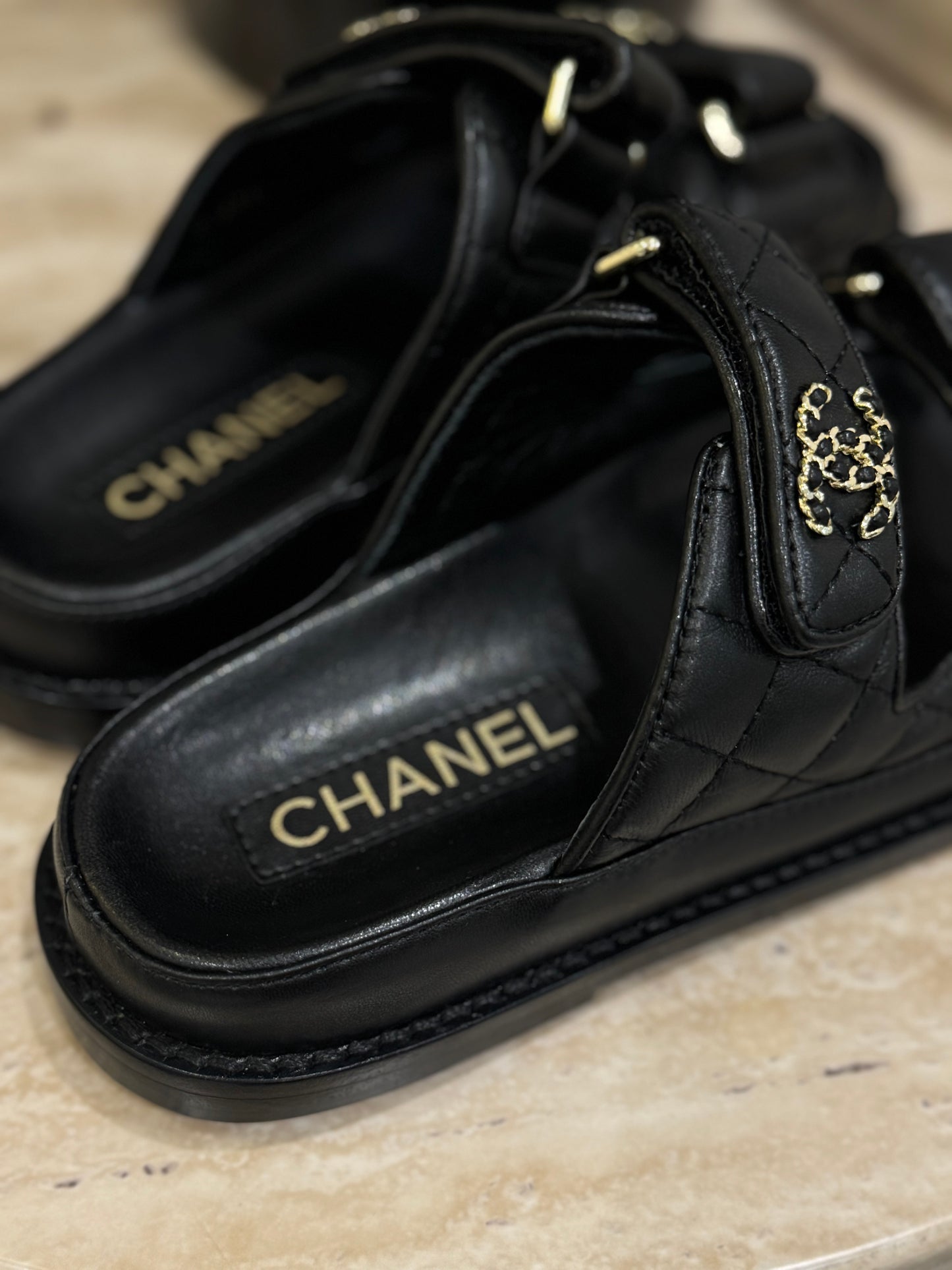 Sandalia CHANL Negra