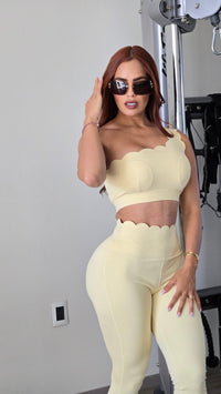 Set amarillo