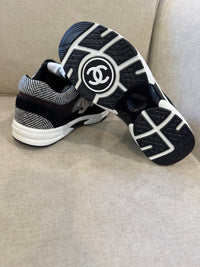 Tenis CHNL negro-café