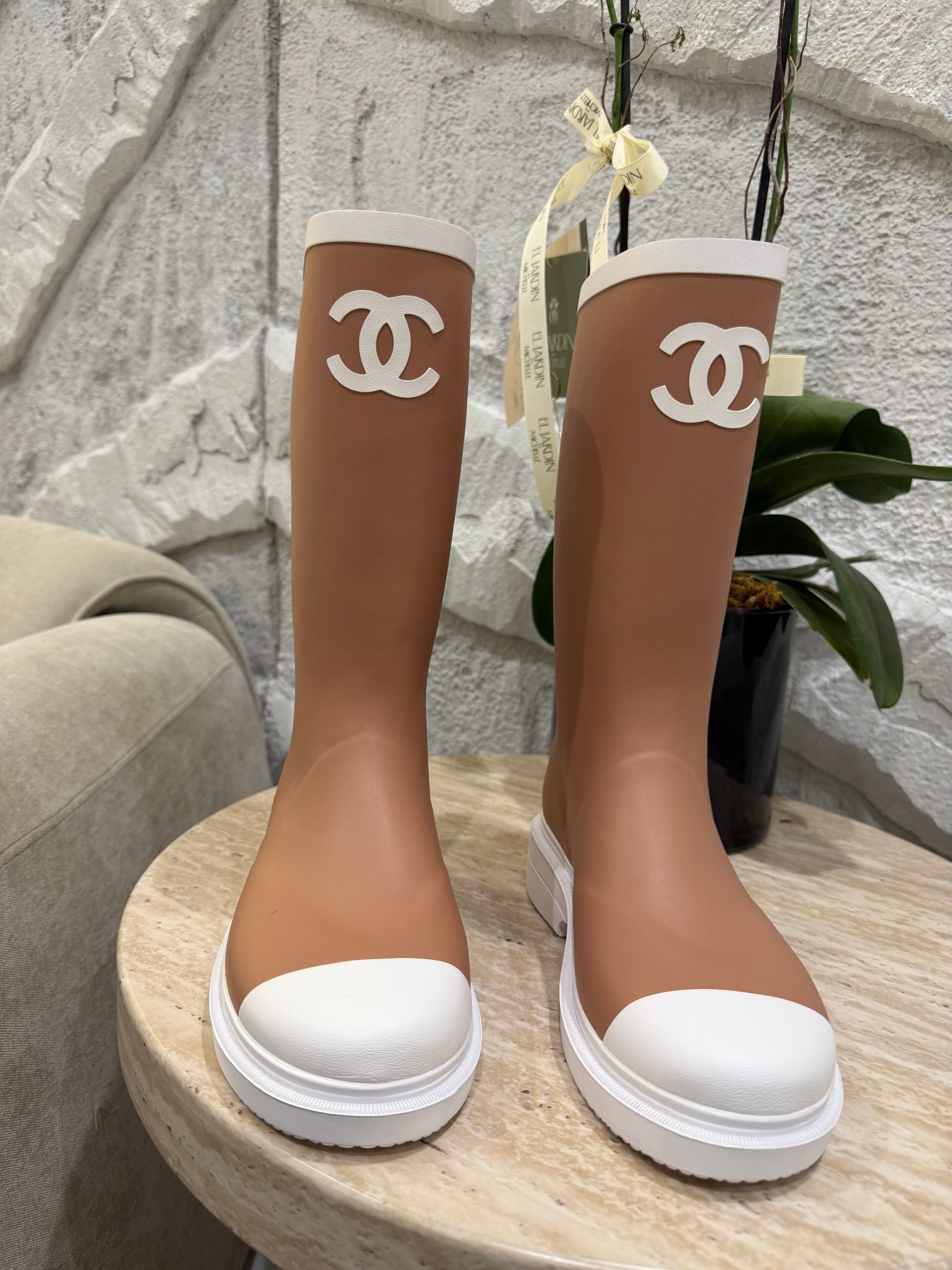 BOTAS CHNL LLVA