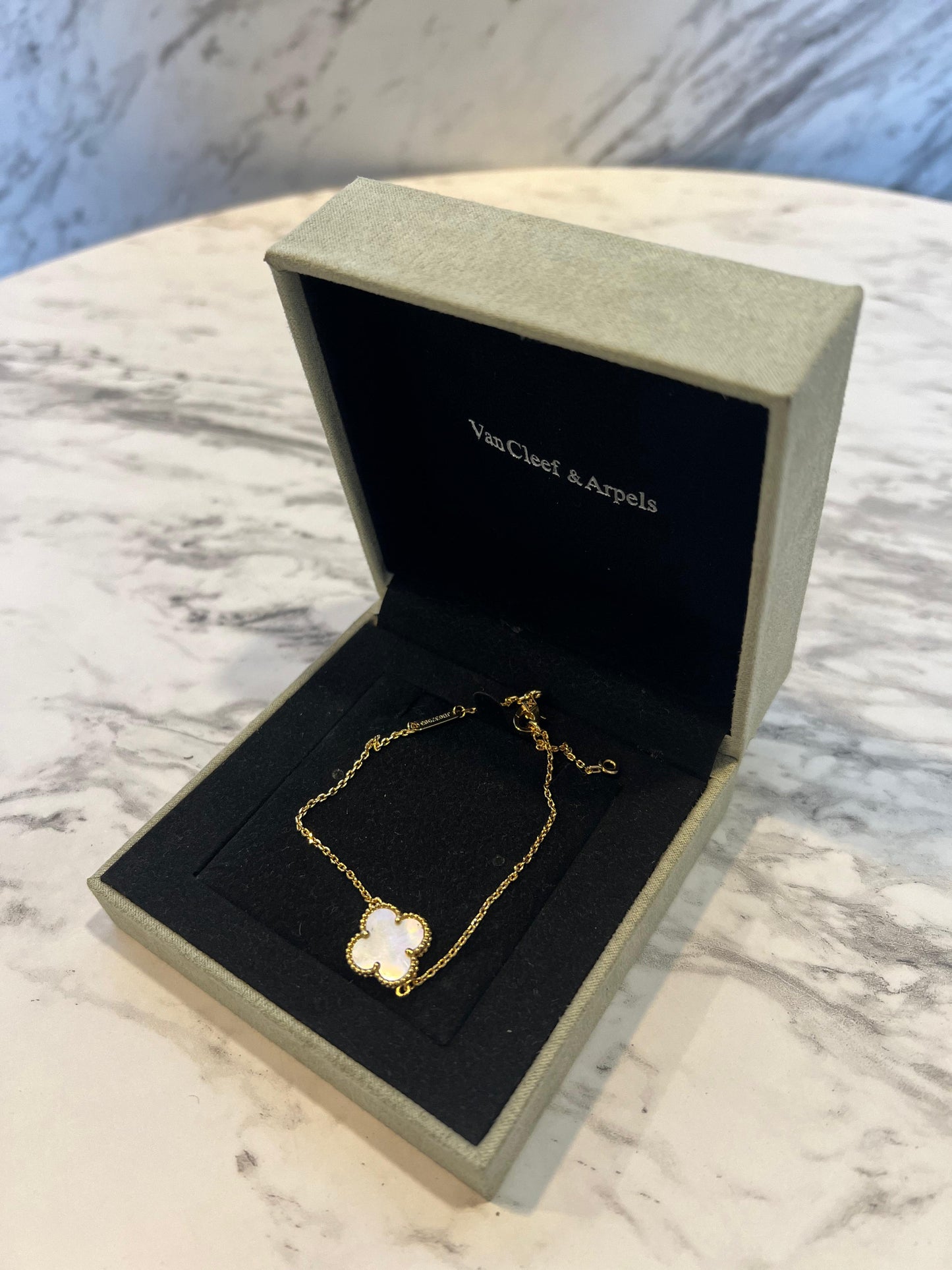 Pulsera van cleef