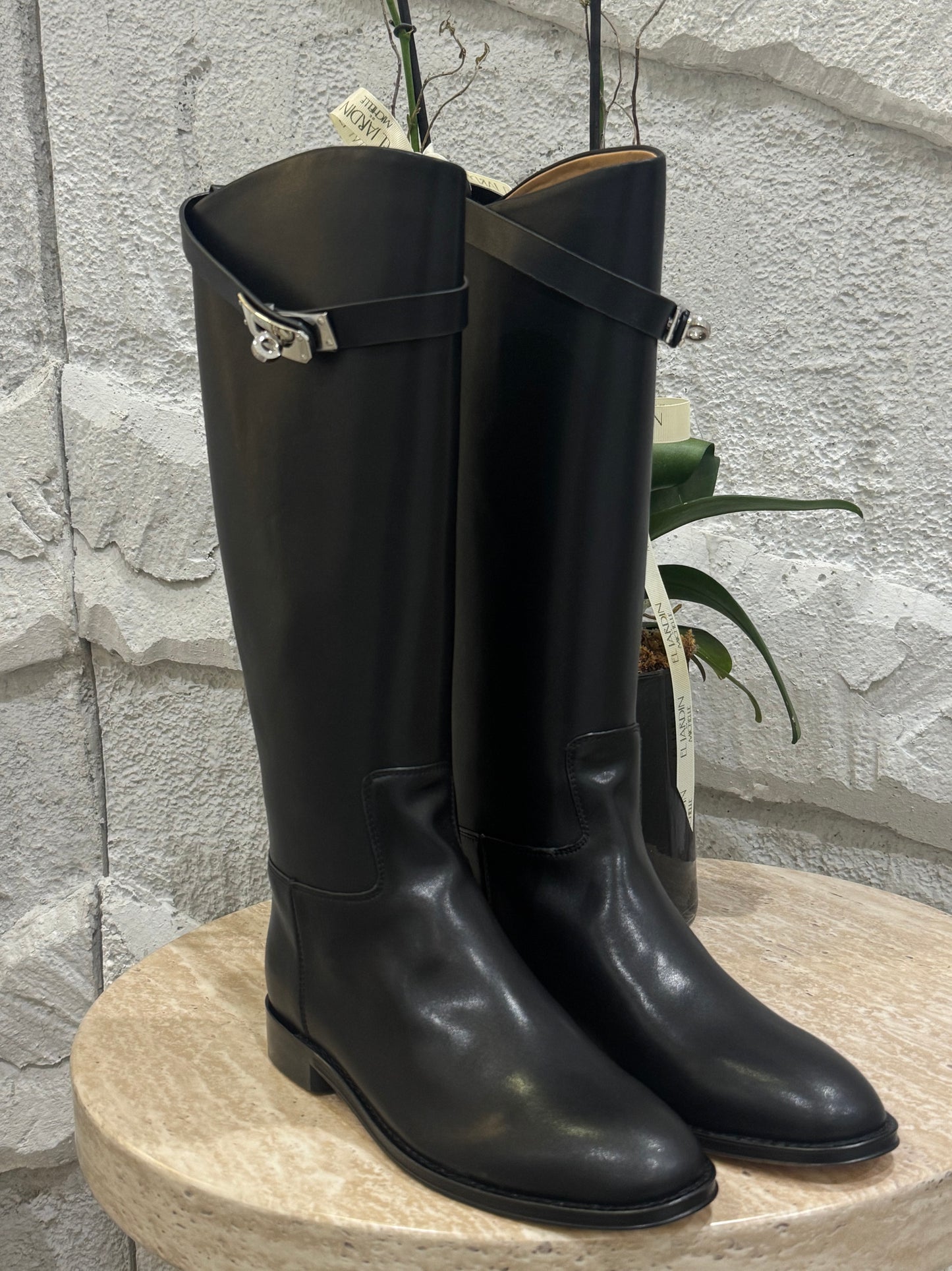 BOTA HRMS NEGRA