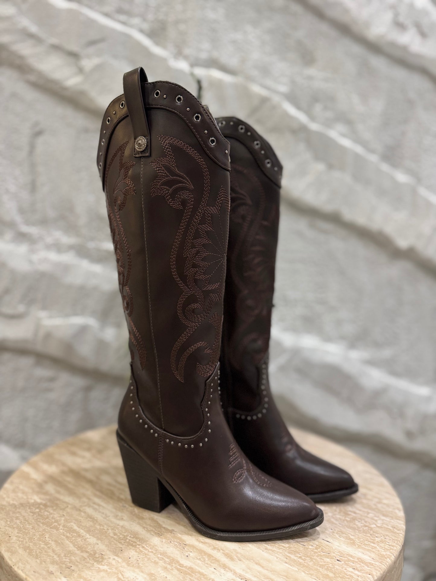EMERGE-1BROWN/PU